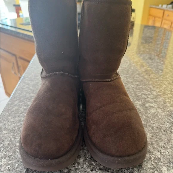 UGG Chocolate Brown Suede Boots - Picture 1 of 4